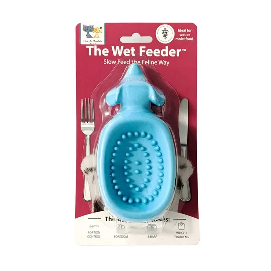 The Indoor Wet Feeder Doc & Phoebe